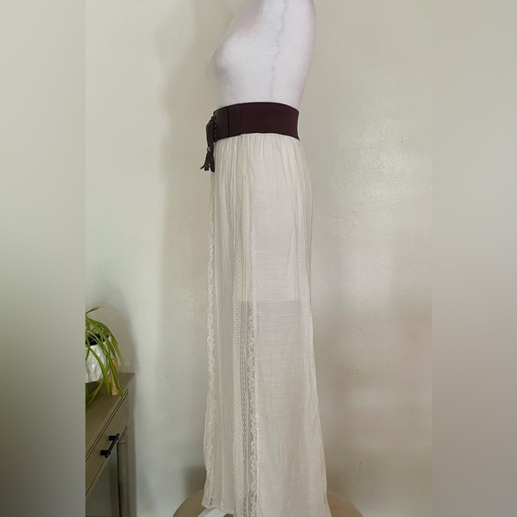 XL (15/17) White Maxi Skirt-Festival, Western Chic, Laced Romantic, Boho Style - Picture 7 of 13